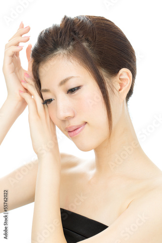 Wallpaper Mural Beautiful asian woman isolated on white background Torontodigital.ca