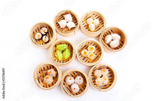 Obraz na płótnie Dim Sum in Bamboo Steamed Bow w salonie