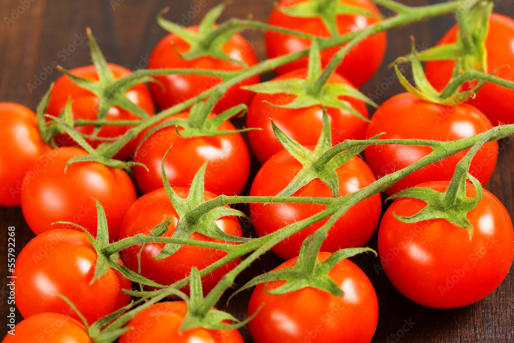 Red tomatoes