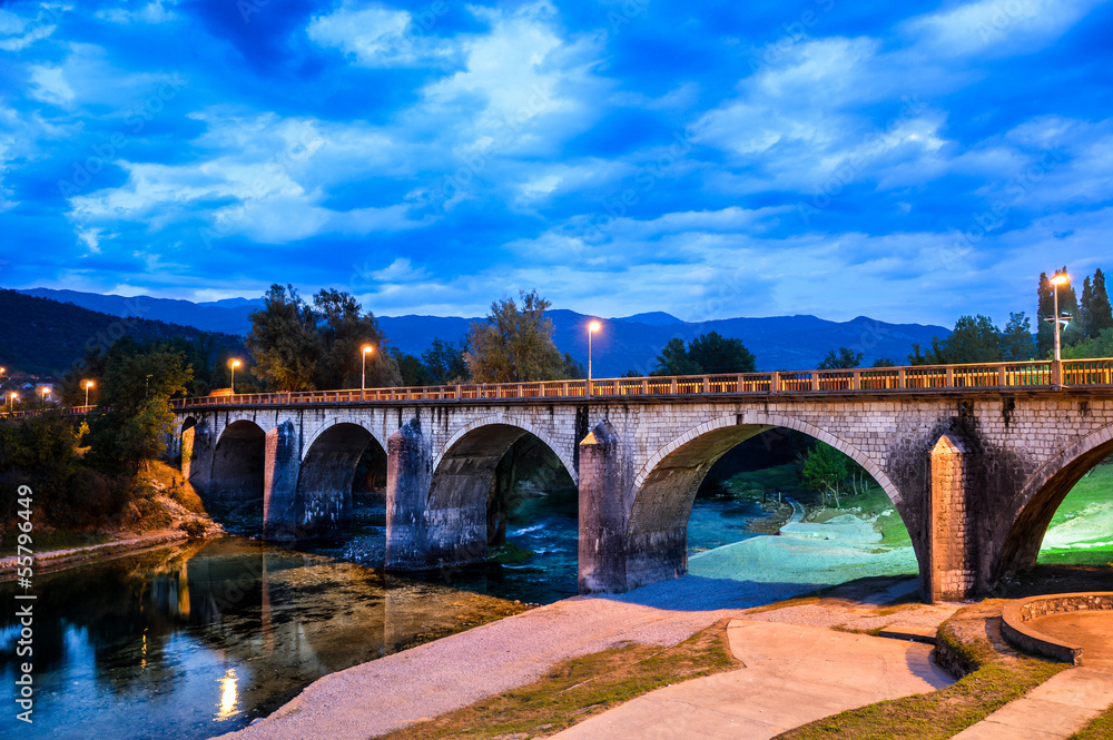 Fototapeta premium Old Bridge Danilovgrad