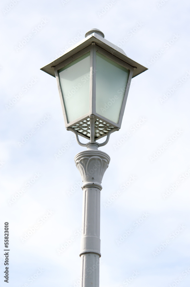 Street lamp