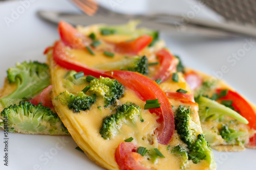 Broccoli and Tomato Omelette (omelet)