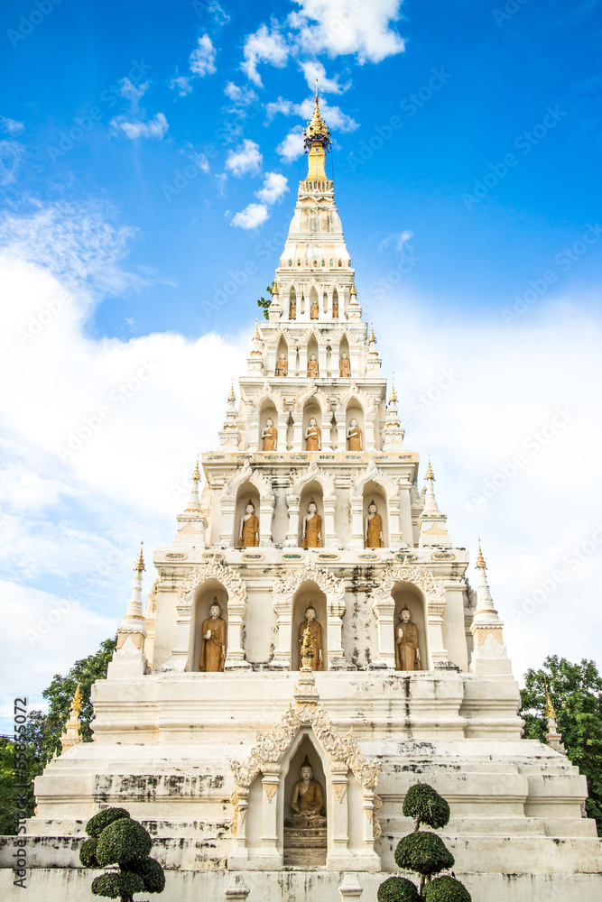 pagoda wat chedi liam chiangmai Thailand