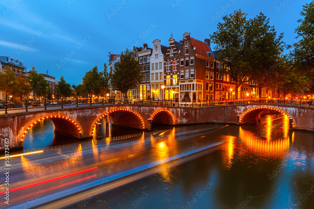 Obraz premium Canals in Amsterdam