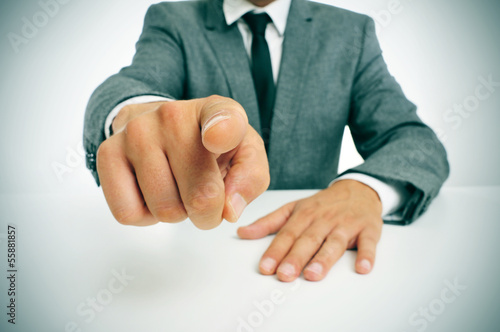 Obraz na plátně man in suit pointing the finger