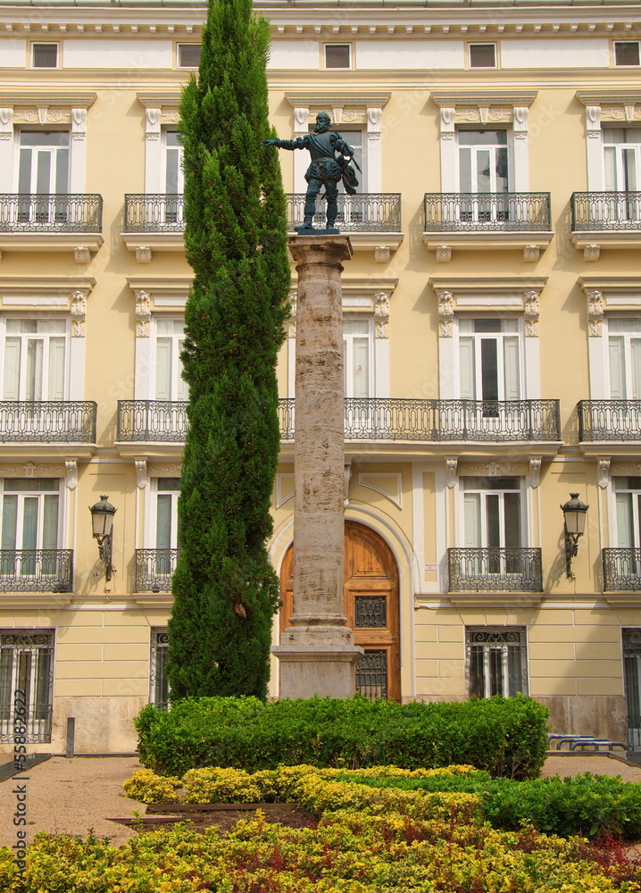Monument on one of historic streets of Valencia Monument on one of historic streets of Valencia