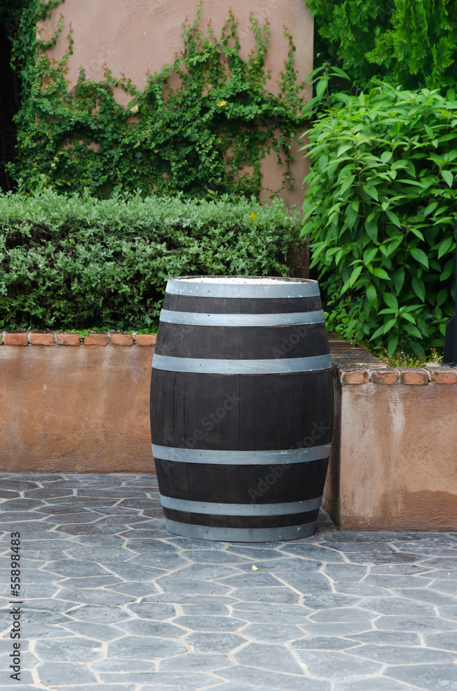 Naklejka premium Bucket made ​​of wood.