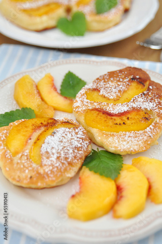 Wallpaper Mural Pancakes mit Pfirsichen Torontodigital.ca