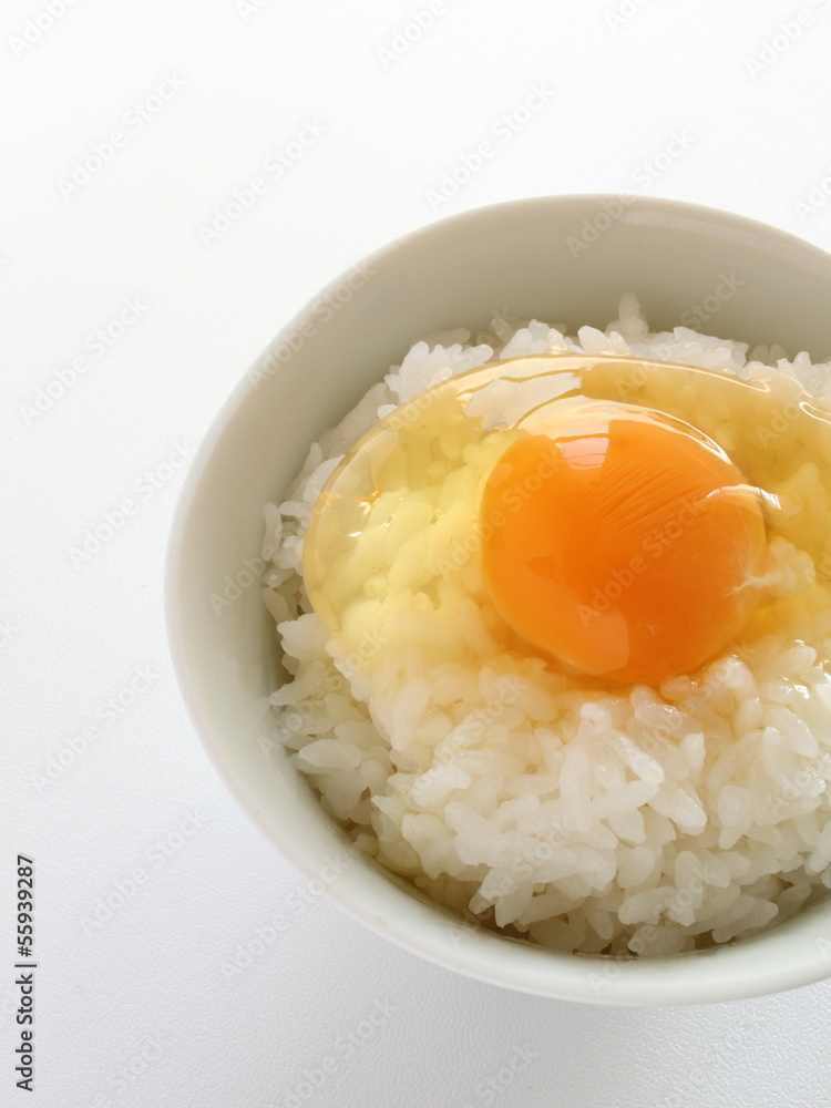  freshness raw egg on japanese steamed pearl rice