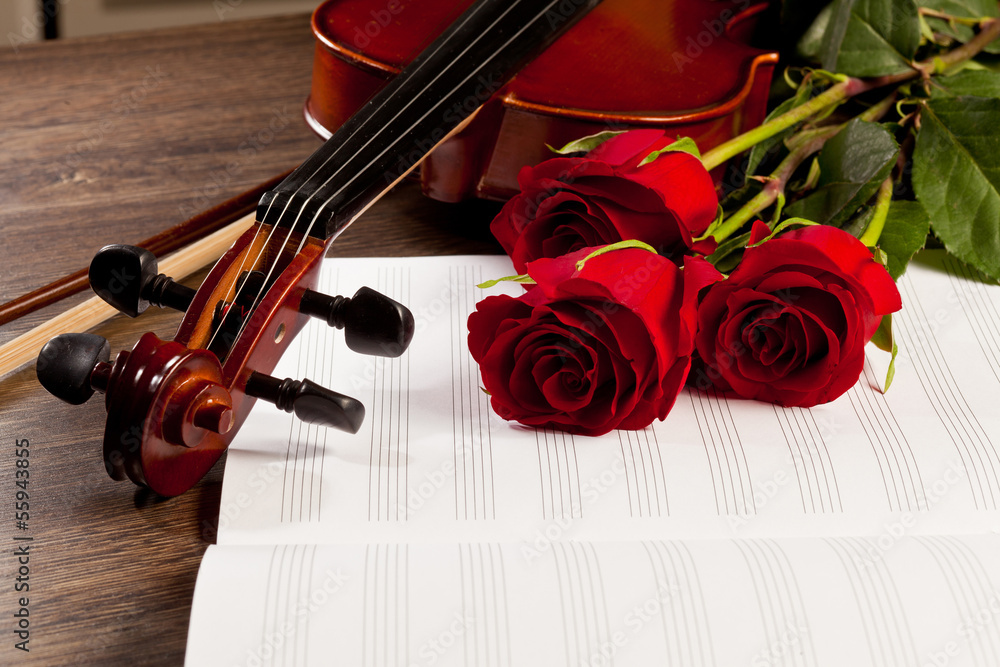 Fototapeta premium Red roses and a violin