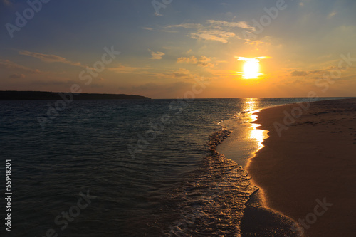 Wallpaper Mural 前浜ビーチの夕日 Torontodigital.ca