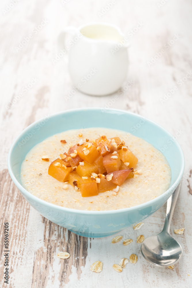 oatmeal with caramelized peaches and yoghurt oatmeal with caramelized peaches and yoghurt