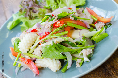 Spicy salad (Thai style)