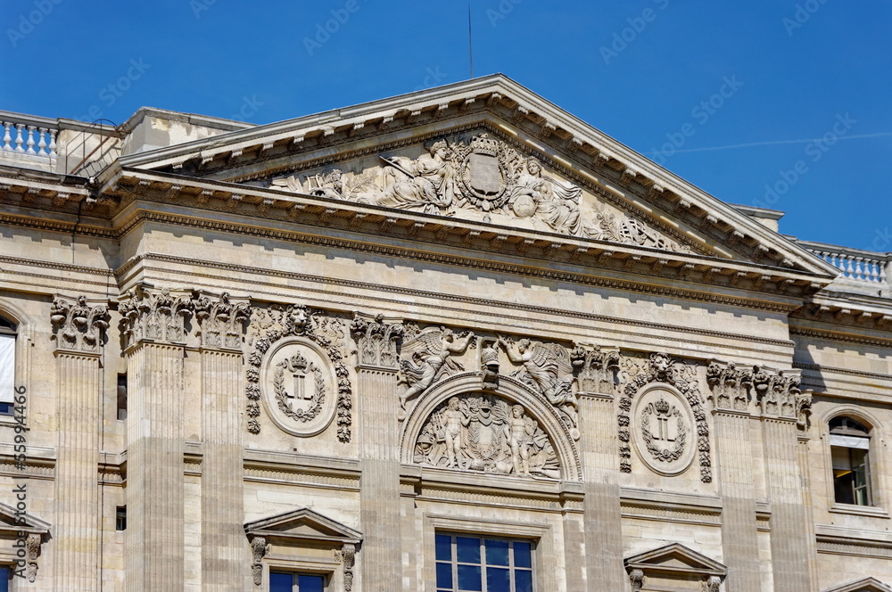 Fototapeta premium Palais du Louvre