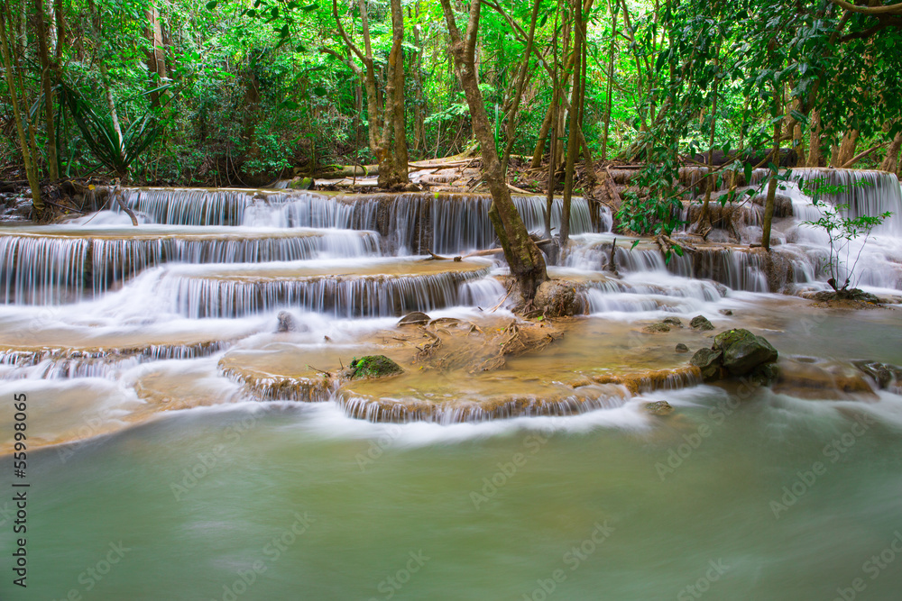 huaymaekamin Waterfall
