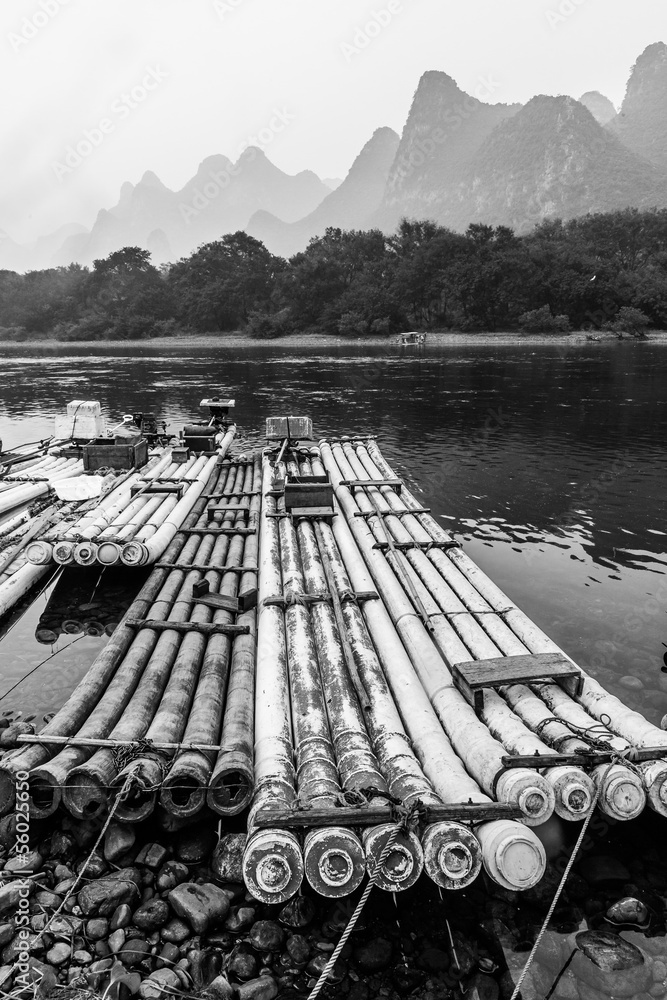 Obraz premium Boats of fishermen in the Li river