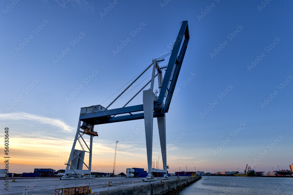 Obraz premium Container crane on Esbjerg harbor in Denmark