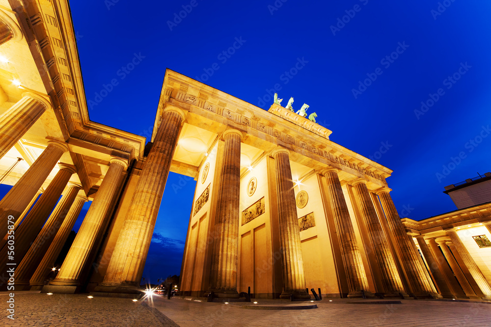 Fototapeta premium Brandenburg Gate, Berlin, Germany