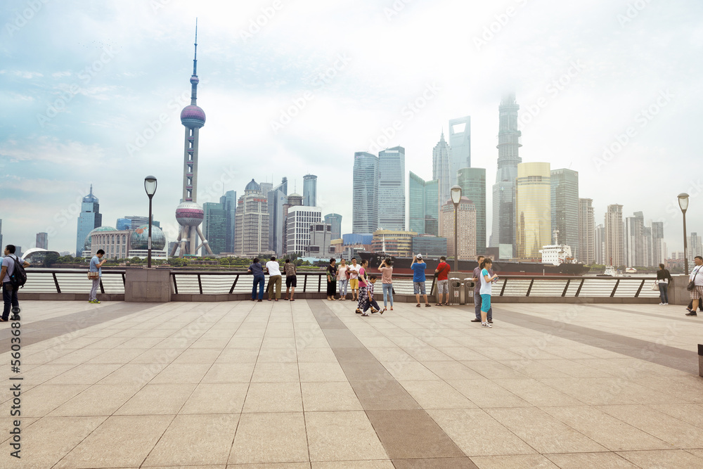 Naklejka premium Shanghai skyline - China