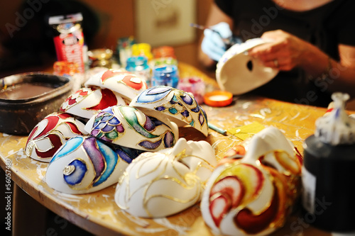 Obraz na płótnie handmade masks in a workshop of craftsmen, Venice w salonie
