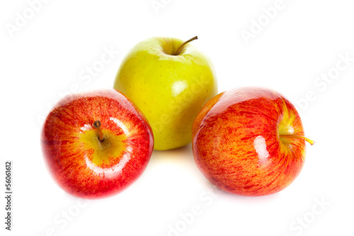 apples  isolated on white background