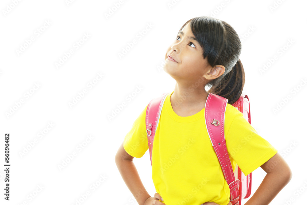学校へ通う女の子 学校へ通う女の子
