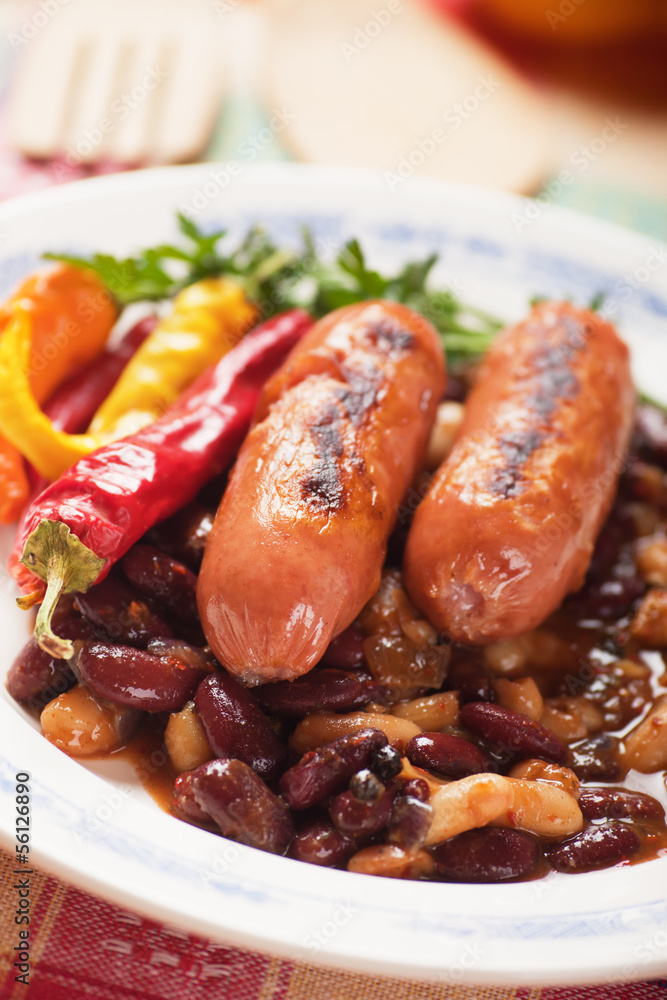 Grilled sausage with chili beans Grilled sausage with chili beans