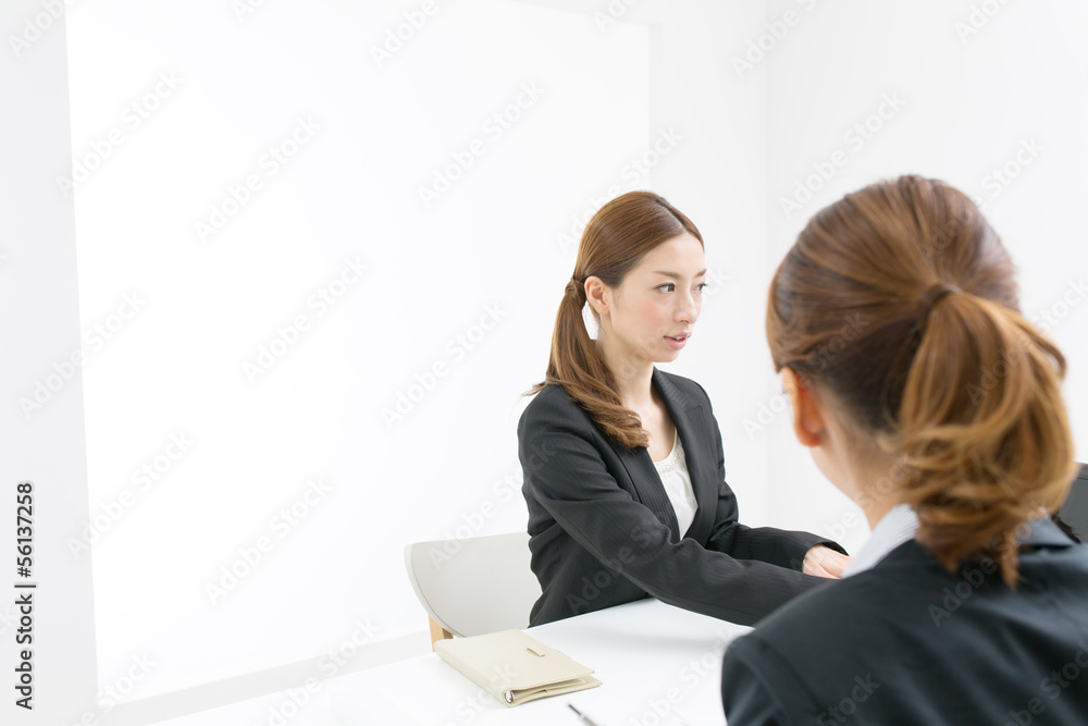 Beautiful asian businesswomen in the office Beautiful asian businesswomen in the office