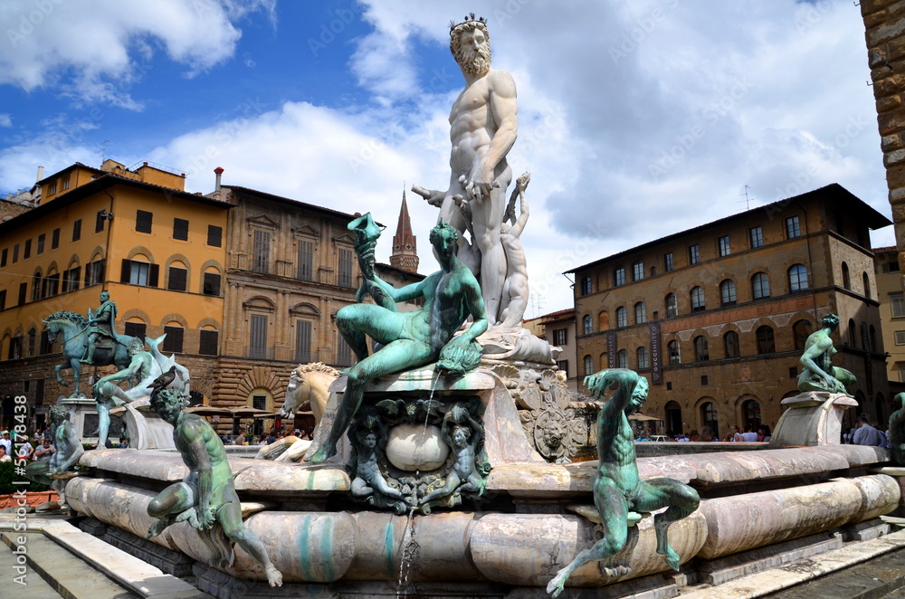 Naklejka premium Przepiękna fontanna Neptuna, plac Signoria, Florencja, Włochy