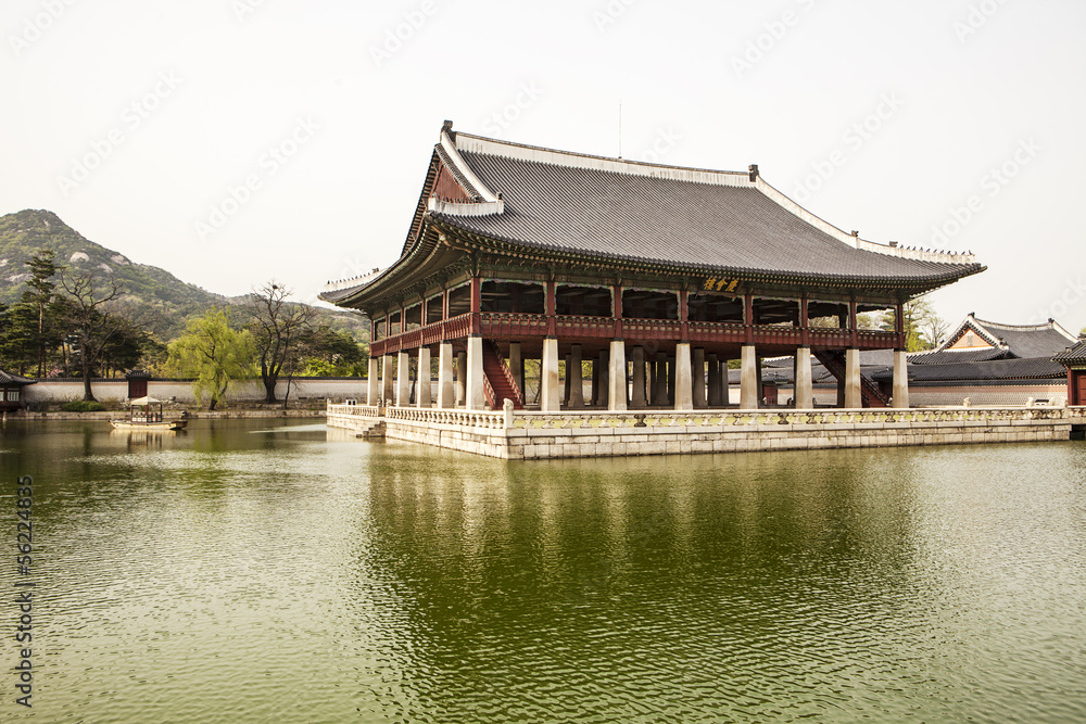The Gyeonghoeru Pavilion The Gyeonghoeru Pavilion
