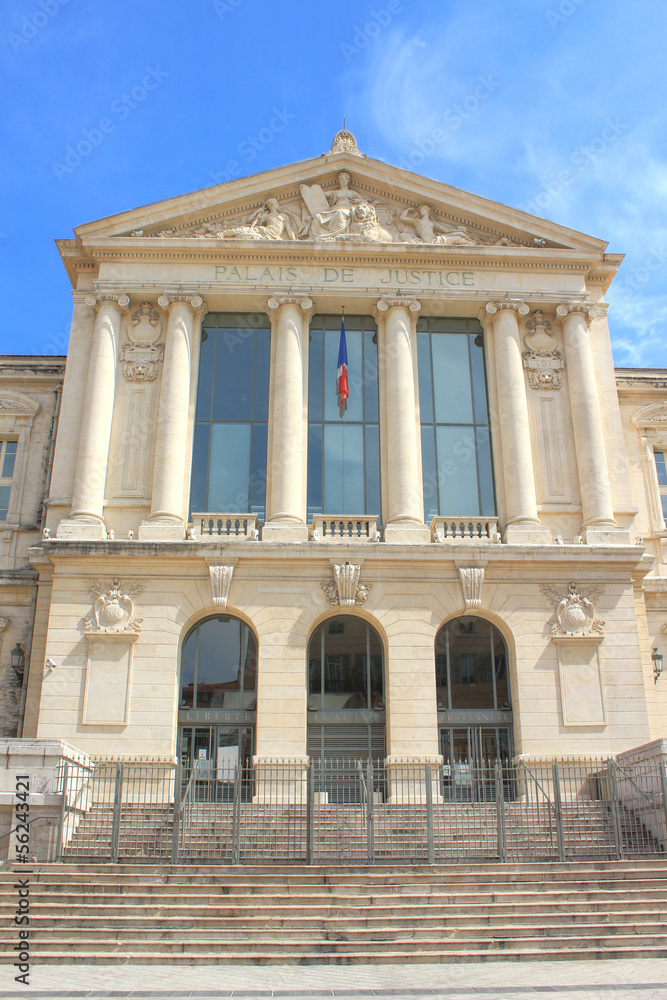 Fototapeta premium Place du Palais de Justice de Nice