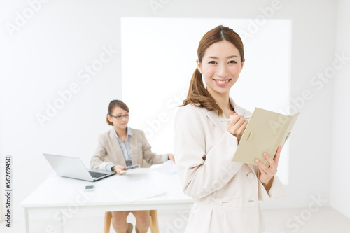 Beautiful asian businesswomen in the office © one