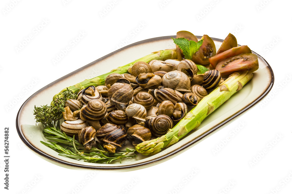 Escargot with asparagus, rosemary, thymus and tomato Escargot with asparagus, rosemary, thymus and tomato