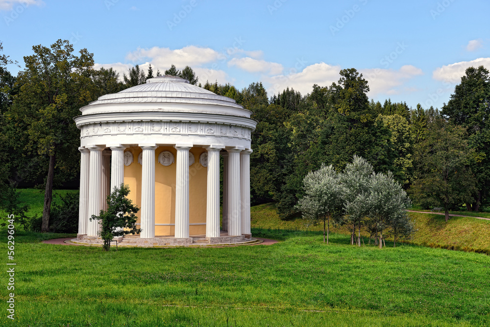 Summer landscape of the Pavlovsk garden, Temple of Friendship