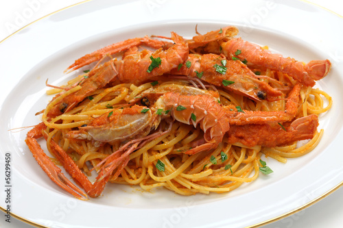 Wallpaper Mural 手長海老のトマトクリームパスタ Torontodigital.ca