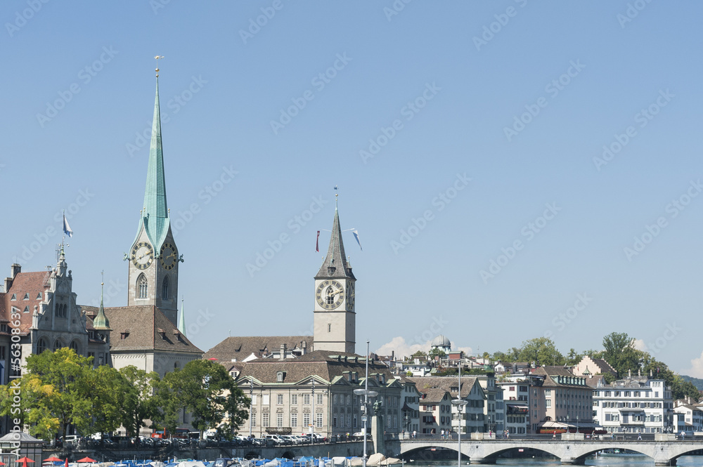 Zürich, Altstadt, Münsterbrücke und Kirchen, Limmat