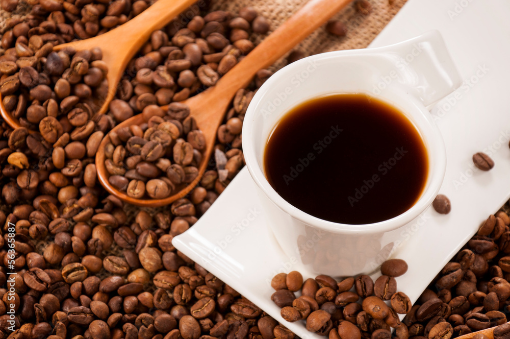 Fototapeta premium Instant dark coffee