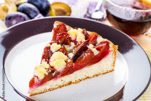 Zwetschgendatschi - plum cake