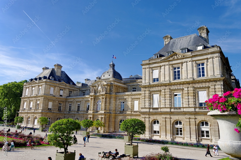 Le Sénat. Jardins du Luxembourg. Paris. France.