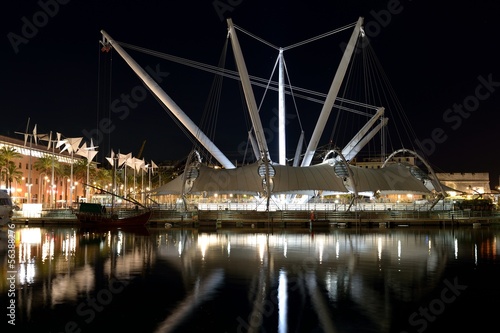 Genova by night photo