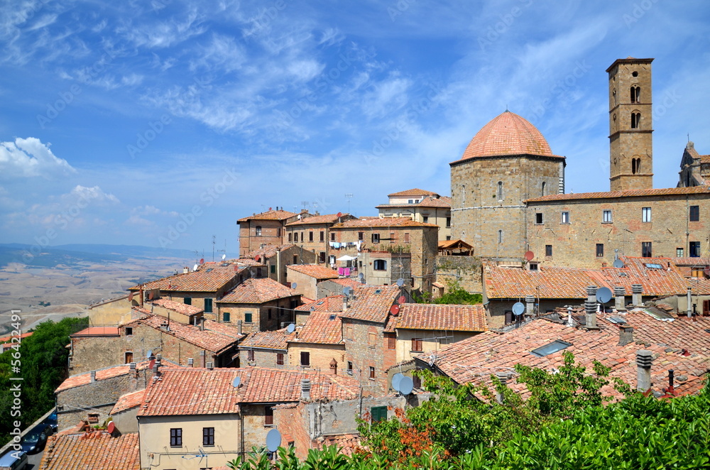 Wspaniały widok starego miasta w Volterra w Toskanii, Włochy - obrazy, fototapety, plakaty 