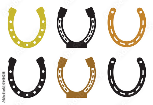 Set of horseshoe