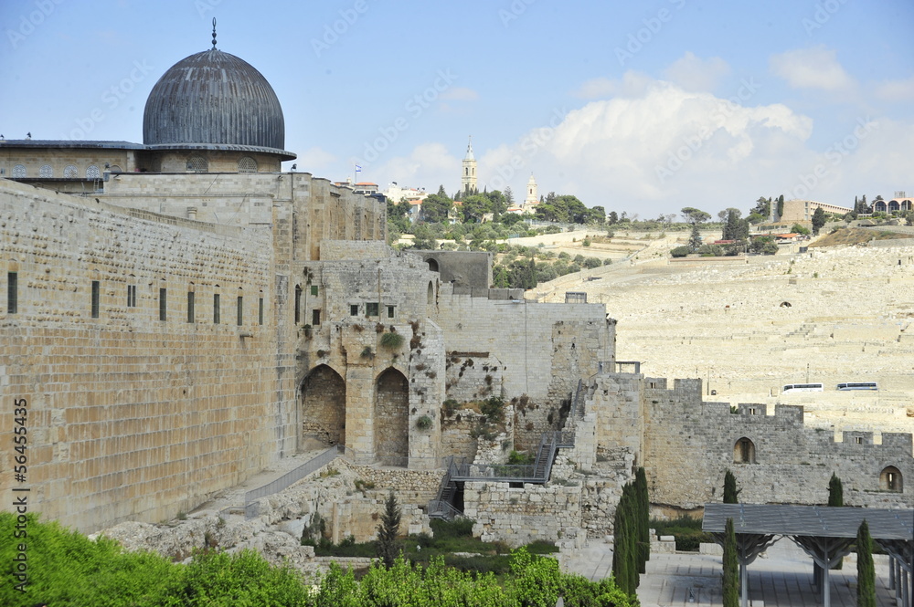 The Western Wall and dome of Al-Aqsa Mosque, Jerusalem