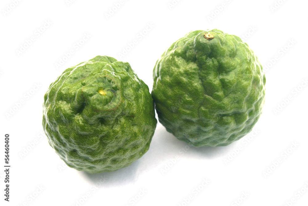 Obraz premium bergamot and green leaf