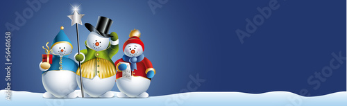 Drei weihnachtliche Schneemänner