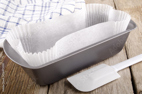 loaf tin laid out with baking paper