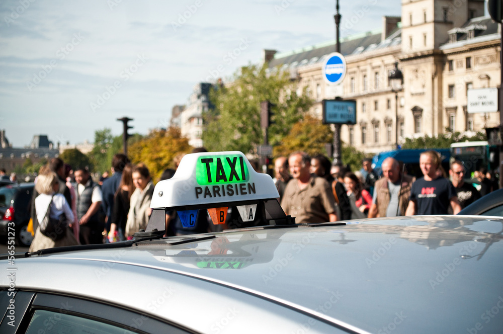Fototapeta premium Taxi parisien