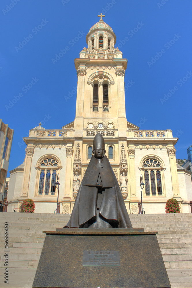 Monument Il Cardinale Seduto Église Saint-Charles