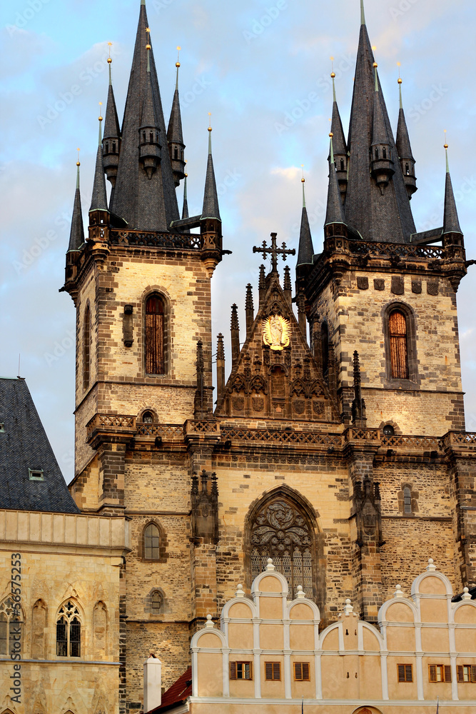 Fototapeta premium Tyn church in Prague, Czech republic