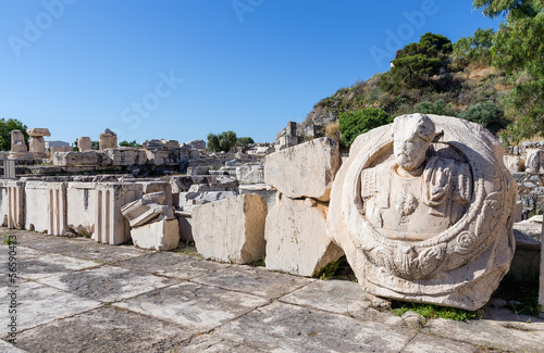 Obraz na płótnie Bust of Roman Emperor Marcus Aurelius in ancient Eleusis, Greece